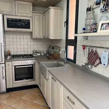 Incantevole Con Vista Lago E Piscina Appartement
